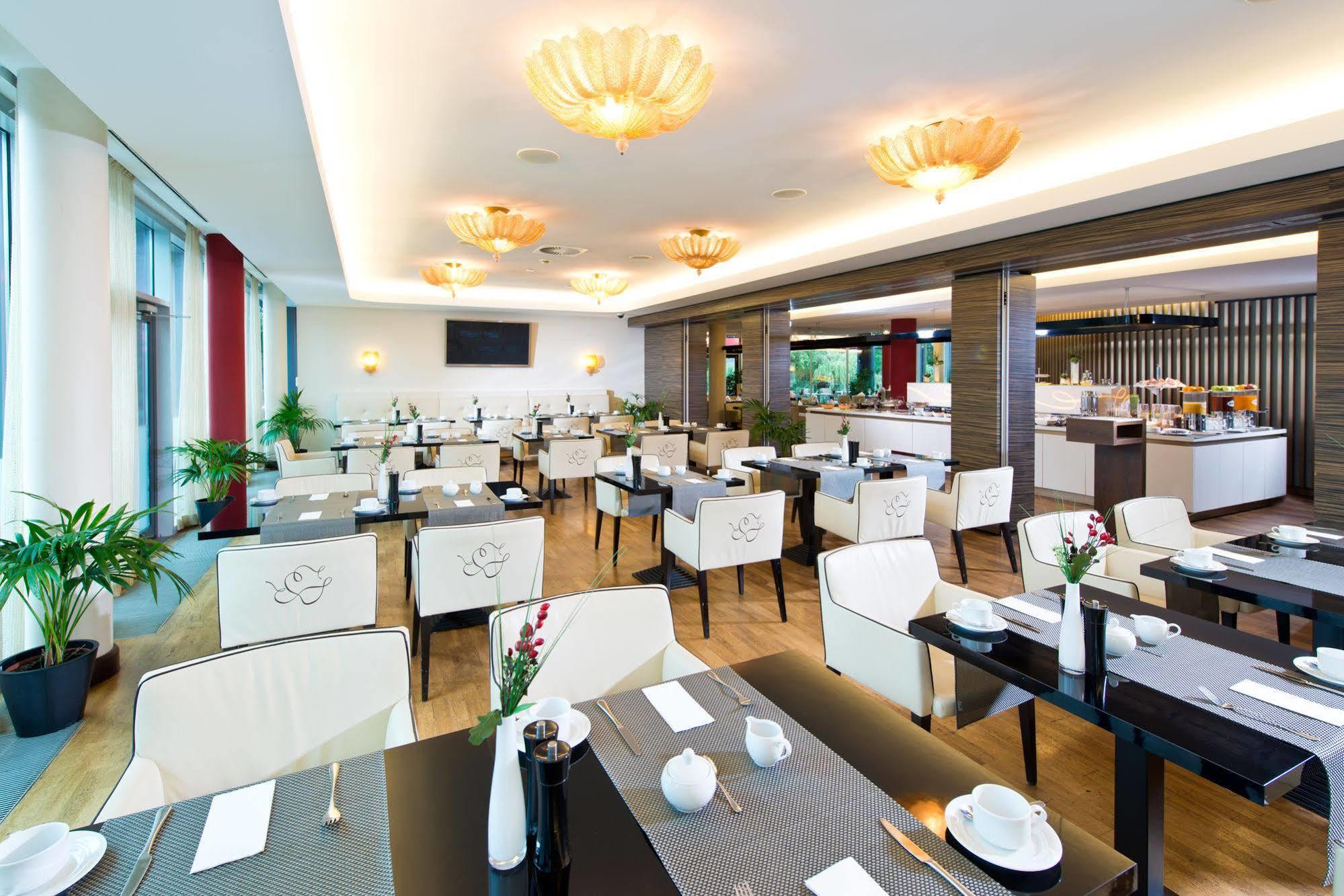 Adrema Hotel Berlin Ngoại thất bức ảnh